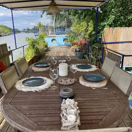 Peniche De Charme Dans La Foret Parisienne-cheminee-bulle Exterieure ספינת מלון *