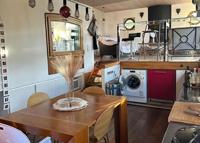 Peniche De Charme Dans La Foret Parisienne-cheminee-bulle Exterieure Bådhotel Paris